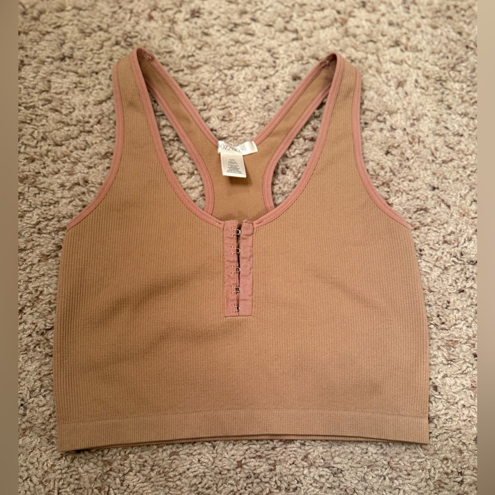tan crop top w/racerback